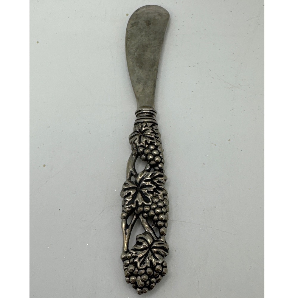 Vintage Silver Tone Grape Vine Handle Butter‎ Spreader Cheese Knife 5.25 Inch